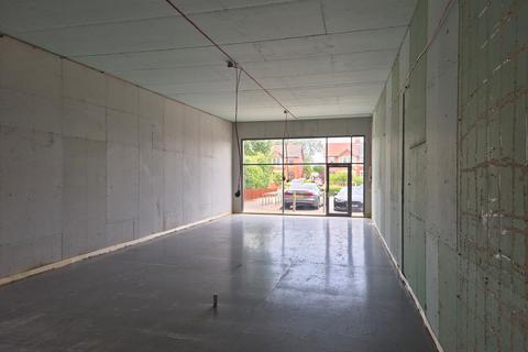 Retail property (high street) to rent, Lytham Rd Warton PR4 1AD