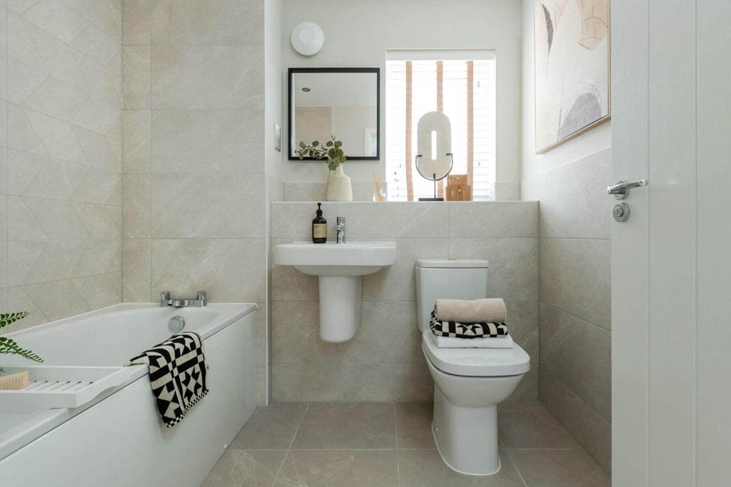 Main family bathroom