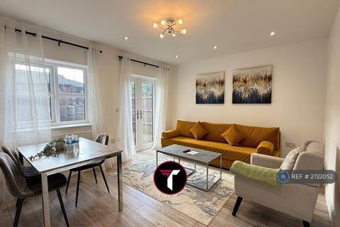 undefined, Crescent Drive, Aldershot, GU12