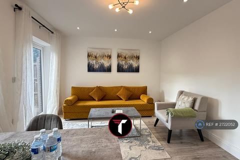 undefined, Crescent Drive, Aldershot, GU12