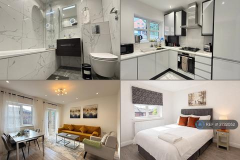undefined, Crescent Drive, Aldershot, GU12