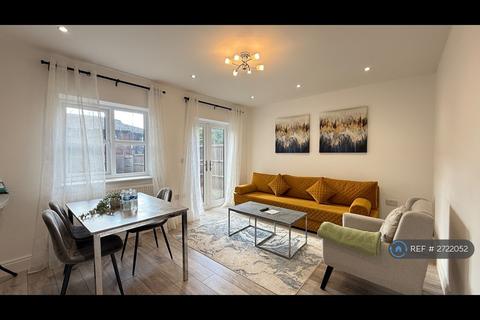 undefined, Crescent Drive, Aldershot, GU12