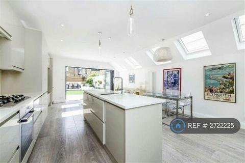 2 bedroom flat to rent, Sands End, London, SW6
