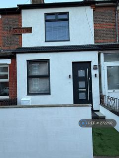 3 bedroom terraced house to rent, Stanmore Road, Watford, WD24