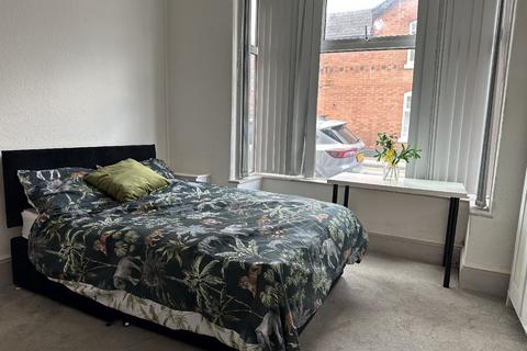 undefined, Birmingham B16