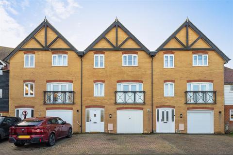 4 bedroom townhouse for sale, Bluefield Mews, Whitstable