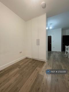 undefined, Grenoble Gardens, London, N13