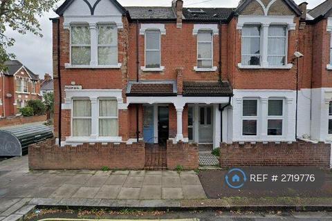 4 bedroom maisonette to rent, Willow Vale, London, W12