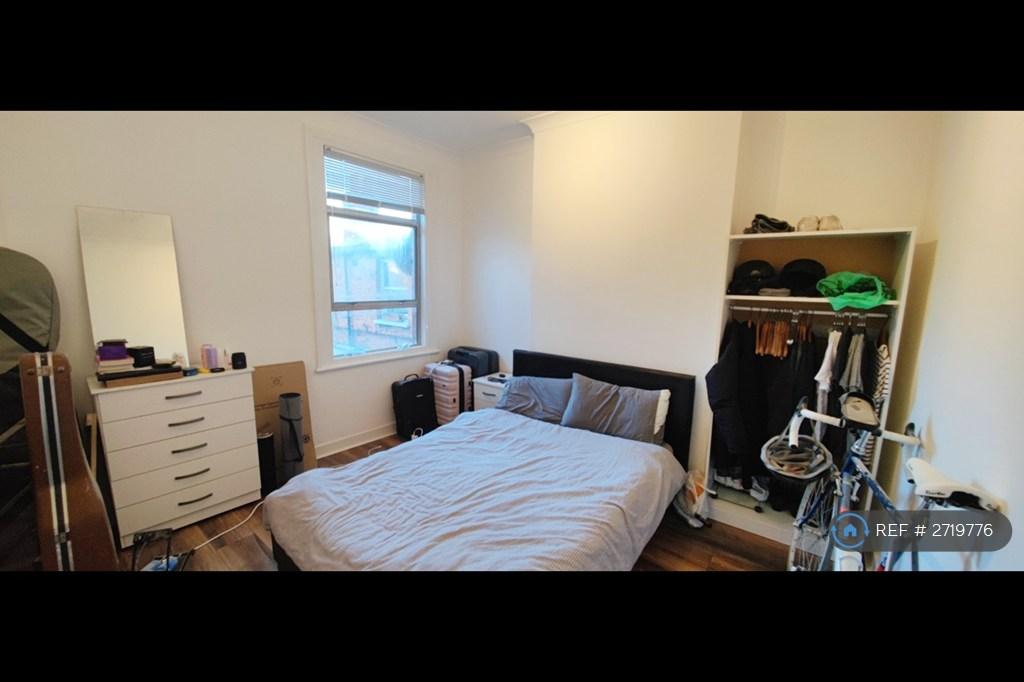 Double Bedroom