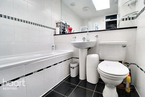 undefined, Witham Close, Bedford