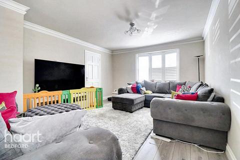 4 bedroom detached house for sale, Witham Close, Bedford