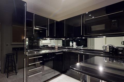 1 bedroom house to rent, Pont Street, London SW1X