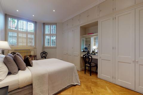 1 bedroom house to rent, Pont Street, London SW1X