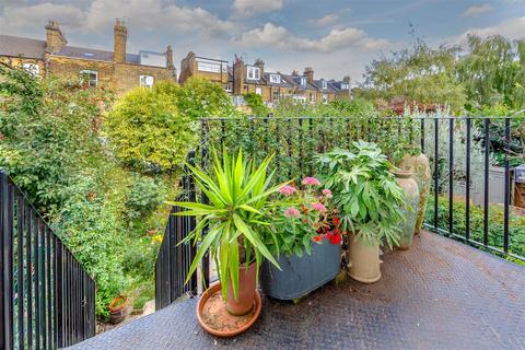 4 bedroom flat for sale, Shirlock Road, Hampstead