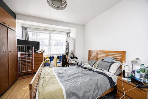 undefined, Norval Road, North Wembley, HA0