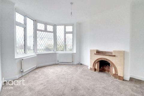 undefined, Farley Hill, Luton