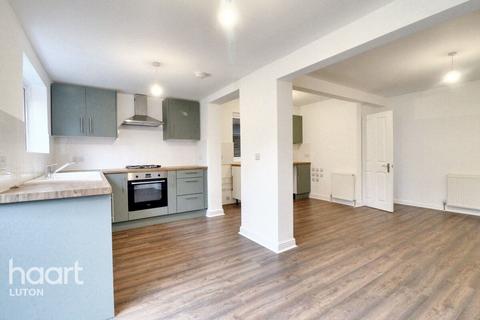 undefined, Farley Hill, Luton