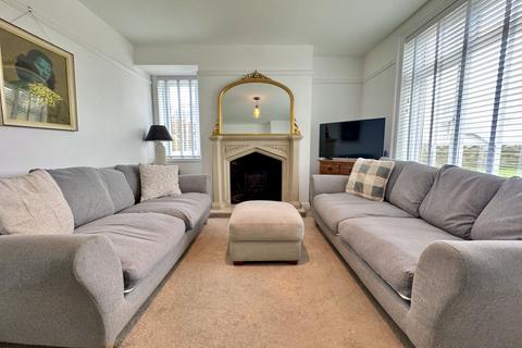 undefined, Lon St. Ffraid, Trearddur Bay, LL65