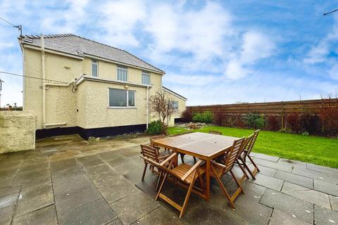 undefined, Nr B4545, Trearddur Bay, Anglesey, LL65