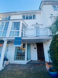 undefined, Conyer Quay, Sittingbourne ME9