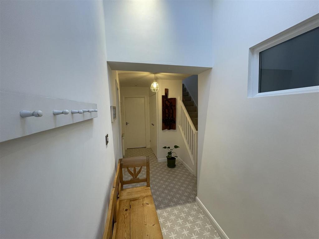 Photo 08-12-2025, 14 22 49.jpg