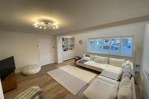 undefined, Frankby Close, Wirral