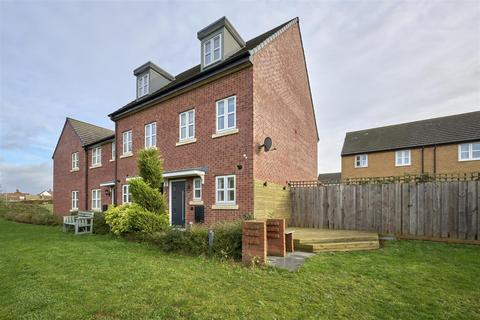 undefined, Blackberry Close, Higham Ferrers, Rushden