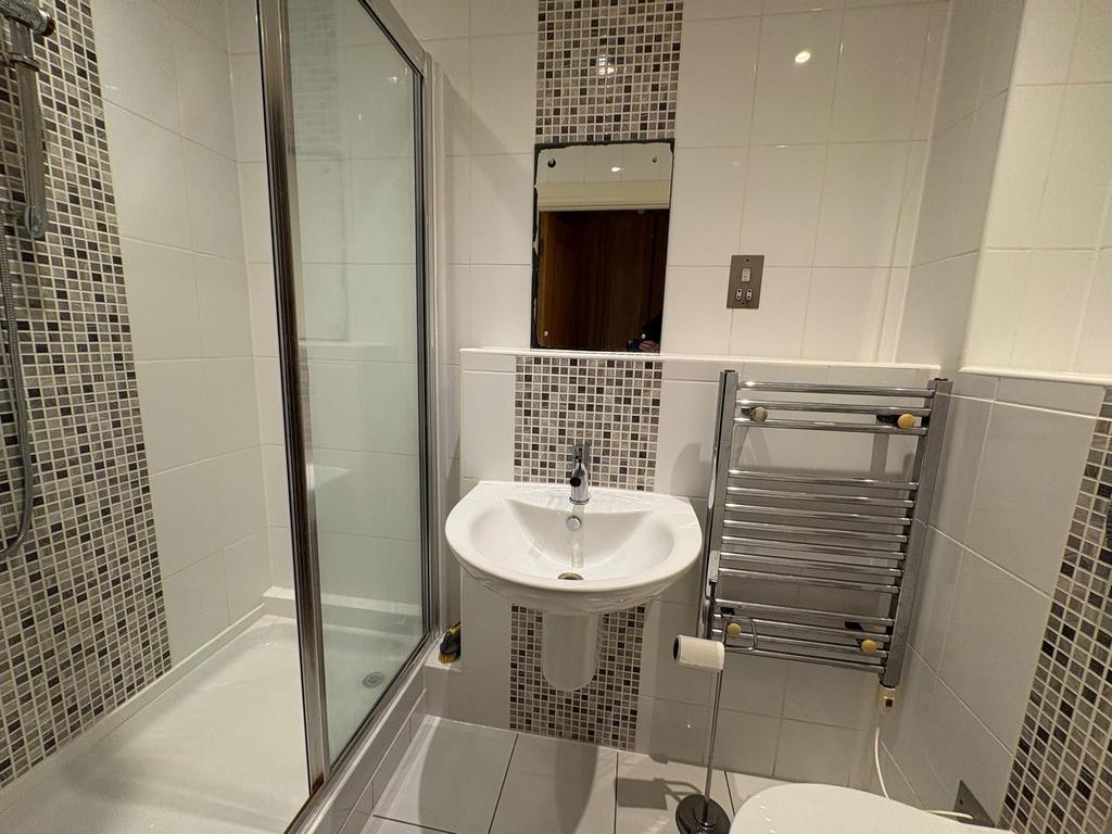 En Suite Shower Room