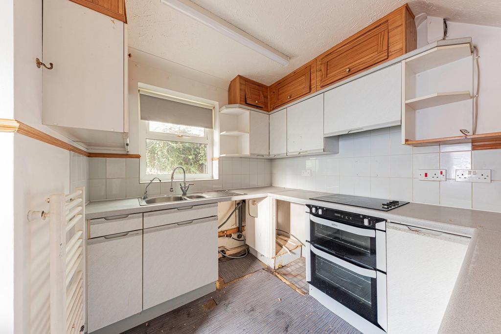 Kitchen (1)