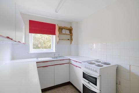 1 bedroom semi-detached house to rent, Bluebell Close, Somerset TA1