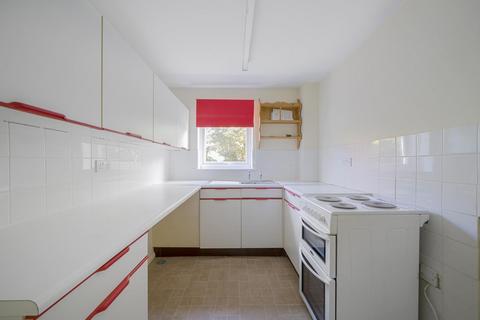 1 bedroom semi-detached house to rent, Bluebell Close, Somerset TA1