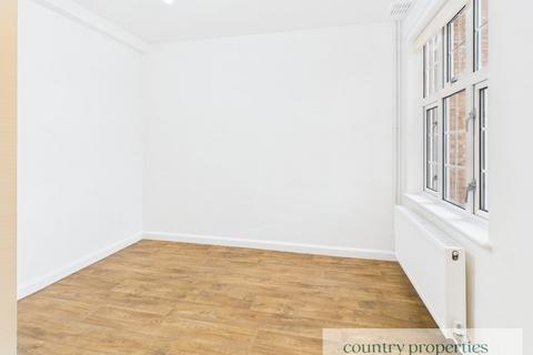 undefined, High Street, Stevenage, SG1