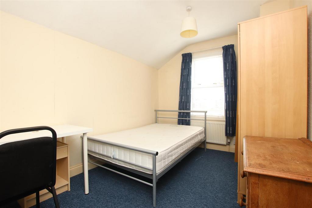 Bedroom two.JPG