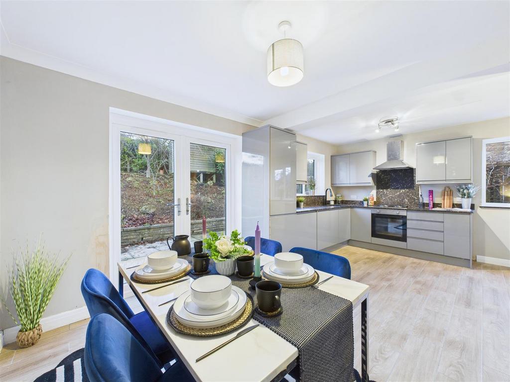 CAM04279 G0-PR0262-STILL020.jpg