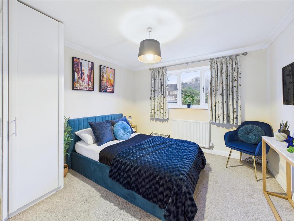 CAM04279 G0-PR0262-STILL035.jpg