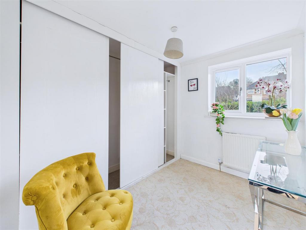 CAM04279 G0-PR0262-STILL039.jpg