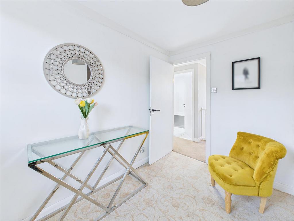 CAM04279 G0-PR0262-STILL040.jpg