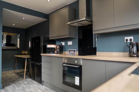 undefined, Hough Lane (room 5), West Yorkshire LS13