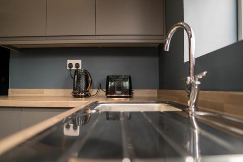 undefined, Hough Lane (room 5), West Yorkshire LS13