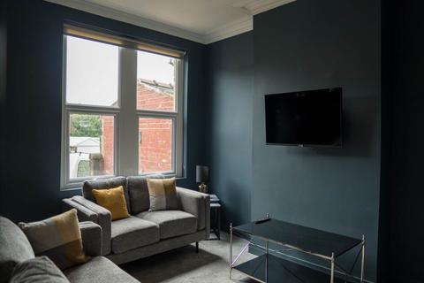 undefined, Hough Lane (room 5), West Yorkshire LS13