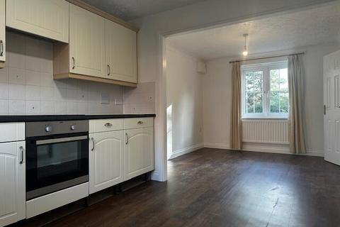 4 bedroom detached house to rent, Digby Drive, Exeter EX2