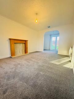 4 bedroom detached house to rent, Digby Drive, Exeter EX2