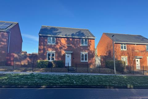 4 bedroom detached house to rent, Digby Drive, Exeter EX2
