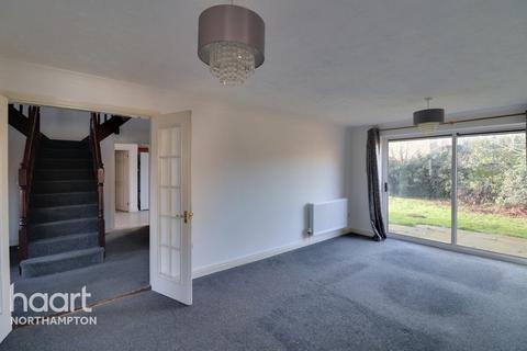 5 bedroom detached house to rent, Meadow Sweet Road, Rushden