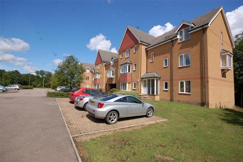2 bedroom flat to rent - Redoubt Close, Hitchin SG4