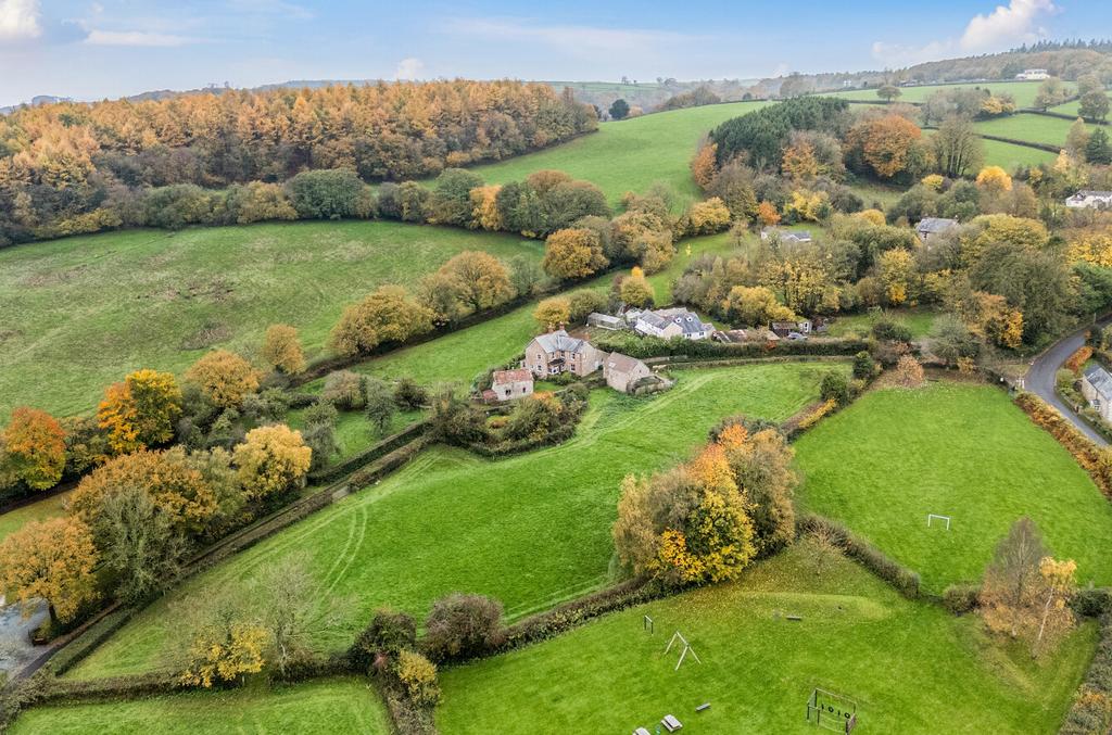 1375958-15-690b71...