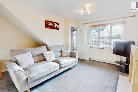 undefined, Sanderson Avenue, Bradford