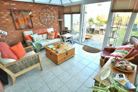 4 bedroom detached house for sale, Canford View Drive, Colehill, BH21 2UW