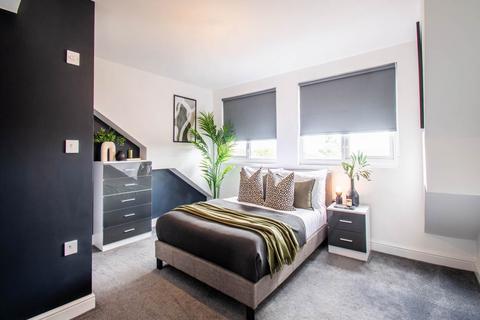 undefined, Grovehall Drive (room 4), West Yorkshire LS11