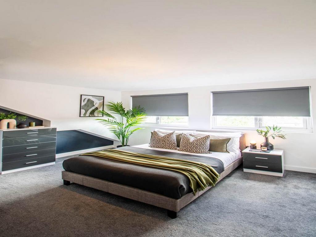 24 Grovehall Drive R